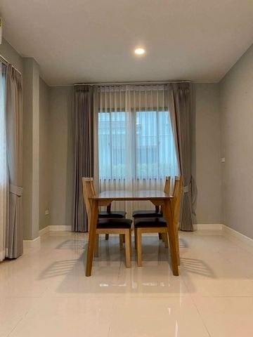 ให้เช่า 25,000 บาท ขาย 4.5 ล้าน #Graceland #หางดง บ้านในโครงการ พร้อมเข้าอยู่ทันที เหมาะทั้งอยู่เองและปล่อยเช่า รับสัตว์เลี้ยง