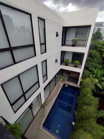 ให้เช่าพูลวิลล่า 4 ชั้น 750 ตรม. ย่านอารีย์ พญาไท เหมาะพักอาศัยหรือโฮมออฟฟิศ ใกล้ BTS อารีย์