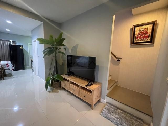 ให้เช่าทาวน์โฮม 3 ชั้น โครงการ เพล็กซ์ เรสซิเดนซ์ ซอยนวมินทร์111 ใกล้โรงเรียนเลิศหล้า