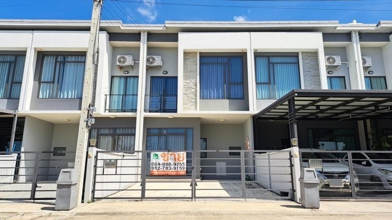 ขายทาวน์โฮม 2 ชั้น พลีโน่ รามอินทรา - วงแหวน พื้นที่ 22.1 ตรว 3นอน 2น้ำ ตั้งอยู่ในทำเลเงียบสงบ เหมาะแก่การพักผ่อน อยู่อาศัย