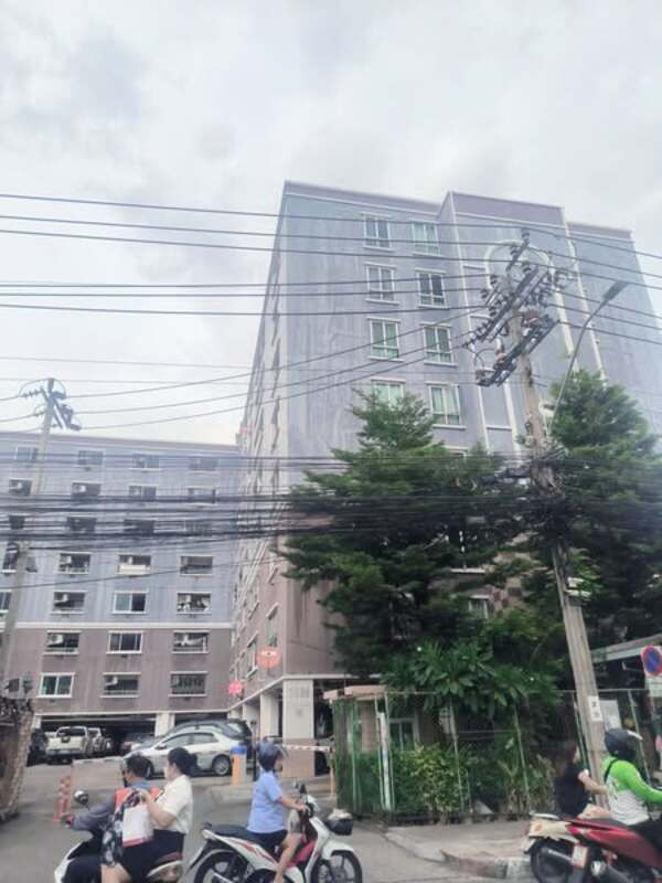 คอนโดทำเลดี ราคานี้หาไม่ได้แล้ว!  เดอะ เกรท คอนโดมิเนียม  ทำเล : ย่านสะดวก ใกล้ถนนใหญ่ เดินทางง่าย