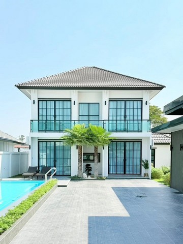 บ้านพลูวิลล่า เฟอร์นิเจอร์จัดเต็ม บ้านเดี่ยว 2 ชั้น พร้อมสระ  ซอยสยามคันทรี ใกล้แยกมิตรกมล