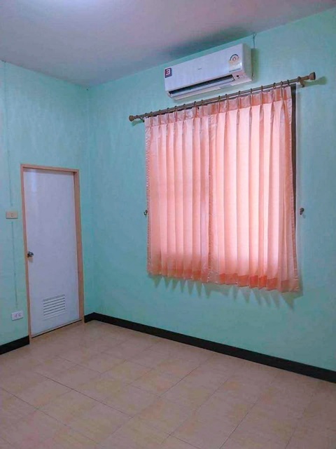 บิ๊กซี อยุธยา 1กม. ตลาดจอมพล 3.2กม 3นอน ให้เช่าบ้านเดี่ยวชั้นเดียว 60 ตร.วา. 240 ตร.ม. จัดเต็มเฟอร์  3 น้ำ  แยกอุทัย วัดสุทธิ