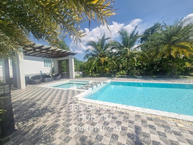 ขายบ้านเดี่ยว สไตล์โมเดล ตั้งบนที่ดิน 2 ไร่ พร้อมสระว่ายน้ำส่วนตัว จ.ชลบุรี