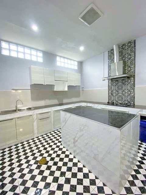 ฉะเชิงเทรา เมกะโฮม 1.6 กม.หลวงพ่อโสธร บางกรูด บ้านโพธิ์ อาคาร 3 ชั้น 23 ตร.วา. 280 ตร.ม. ติดถนนเมน 3 นอน 3 น้ำ พร้อมเฟอร์ เครื่องใช้ไฟฟ้า