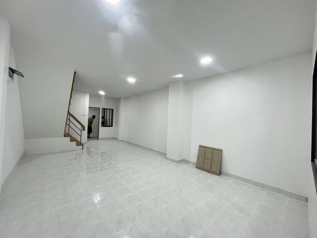 ขายบ้านหมู่บ้านเทพารักษ์25 ซอยคิงคอง ซอยหมู่บ้านเทพารักษ์ กม.25  จังหวัด สมุทรปราการ