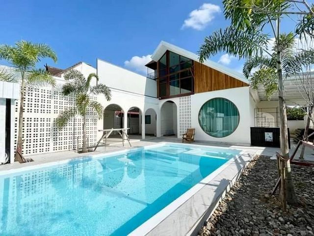 พูลวิลล่าสวย ทำเลดี ขาย 6.2 ล้าน 102 ตรว. สันพระเนตร สันทราย รีโนเวทใหม่ สไตล์โมเดิร์น ตกแต่งพร้อมอยู่ ให้ฟิลเหมือนไปพักอยู่ต่างจังหวัด