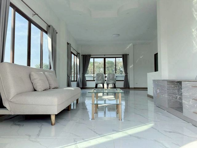 โซนสันทราย ขายเพียง 2.69 ล้าน 50 ตรว. บ้านสวย หลังใหญ่ #หนองแหย่ง บ้านเดี่ยว 2 ชั้น #บ้านสร้างใหม่ #สไตล์โมเดิร์นมินิมอล #วิวทุ่งนา