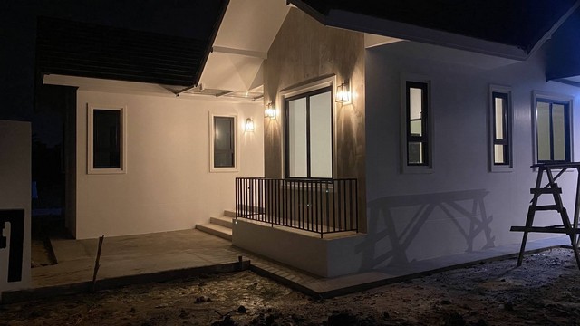 บ้านสร้างใหม่ยกสูง ทำเลดี เงียบสงบ โซนสันกำแพง