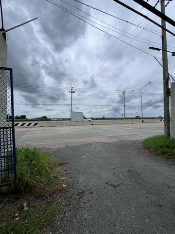 ที่ดินทำเลทองอยุธยา 3 ไร่ 85 ตรว ติดถนนสายหลัก พร้อมโกดัง เหมาะลงทุนต่อยอดได้ทันที