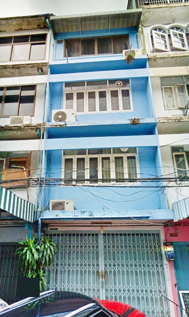 สยามพารากอน 1.1 กม. ประตูน้ำ อาคาร 4 ชั้น ให้เช่า BTSพญาไท 599ม. 3-4นอน เซ็นทรัลเวิลด์ 1.4 กม. ชิดลม 2กม.  ARLพญาไท 599ม. เพชรบุรี 3-15