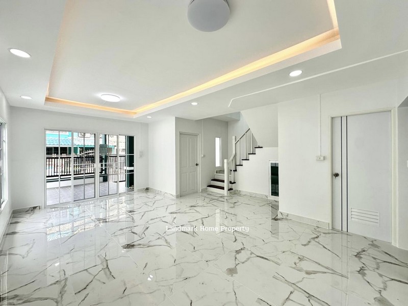 lN-029 ขายบ้านแฝด 2 ชั้น รีโนเวทใหม่ทั้งหลัง มบ.พฤกษา13 คลอง3 คลองหลวง ใกล้ฟิวเจอร์พาร์ครังสิต