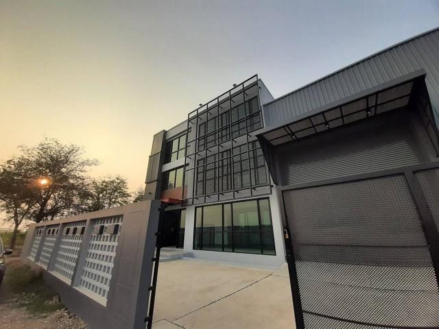 ให้เช่าโรงงานมีออฟฟิศ 200 ตร.ว. ย่านลำลูกกาคลอง 9 ปทุมธานี พื้นที่สีม่วงเข้ม ขอ รง.4 ได้ (สร้างใหม่)