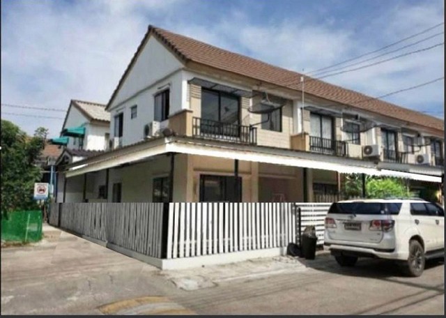 ให้เช่าทาวน์เฮ้าส์หลังมุมบรรยากาศบ้านเดี่ยว หมู่บ้านพฤกษา 58/2 พท 23 ตรว