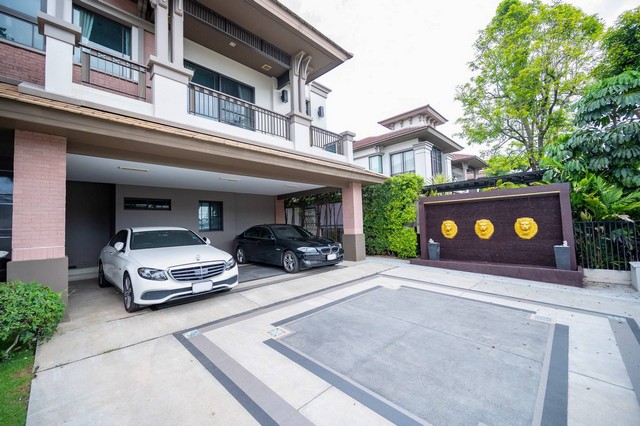 ขายคฤหาสน์แต่งเฟอร์หรูบ้านเดี่ยว 2 ชั้น มัณฑนา เลค วัชรพล สุขาภิบาล 5