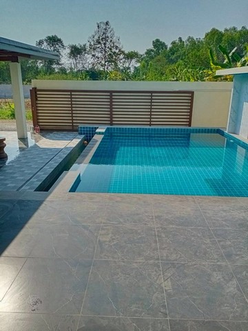 พูลวิลล่าชั้นเดียว ใกล้ตลาดเจริญเจริญ สันกลาง สันกำแพง 