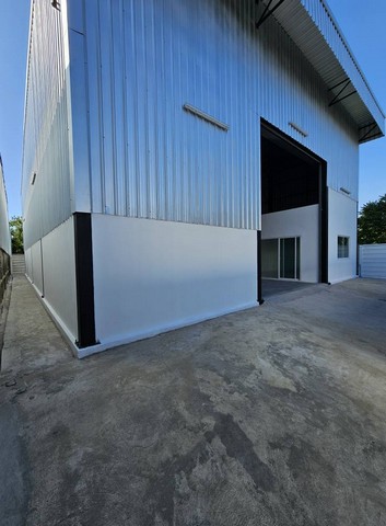  ให้เช่าโกดังอ่อนนุช 65 แยก 9 เขตประเวศ 300 ตารางเมตร ที่ดิน 100 ตารางวา พร้อมสำนักงาน 1 ห้อง ห้องน้ำ 2 ห้อง ระบบไฟ 3 เฟส