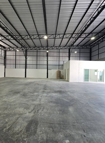 ให้เช่าโกดังอ่อนนุช 65 แยก 9 เขตประเวศ 300 ตารางเมตร ที่ดิน 100 ตารางวา พร้อมสำนักงาน 1 ห้อง ห้องน้ำ 2 ห้อง ระบบไฟ 3 เฟส