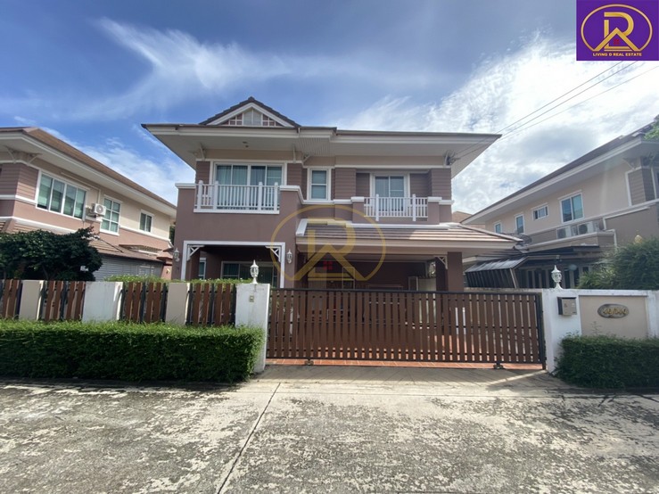 สนใจทรัพยนี้ ติดต่อ =>> คุณนุ้ย 083-197-9826, 064-546-4241=>> Line ID : living-dLVD-O0212 : ขายด่วนบ้านเดี่ยว2ชั้น โครงการสวย มีระดับ คุณภาพสูง หมู่บ้านแกรนด์มณีรินทร์ สามมุข-บางแสน ใกล้หาดบางแสน ต.แสนสุข อ.เมืองชลบุรี จ.ชลบุรีบ้านเดี่ยว โครงการคุณภาพ สภาพแวดล้อมน่าอยู่ หมู่บ้านแกรนด์มณีรินทร์ สามมุข-บางแสน  ใกล้ถนนข้าวหลาม-ถนนสุขุมวิท ไปมอเตอร์เวย์ สะดวกสนามหญ้าเทียม สวยสะอาดดูแลง่าย สบา