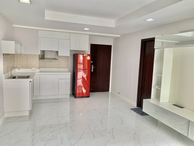 ห้องสวยจองช้าพลาดแน่ !! ขายถูกดีคอนโด ( D Condo ) ขนาดใหญ่ 44.44 ตร.ม ทำเลรัชดา 19 ใกล้ MRT สถานีรัชดาภิเษกเพียง 270 เมตรเท่านั้น 