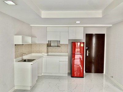 ห้องสวยจองช้าพลาดแน่ !! ขายถูกดีคอนโด ( D Condo ) ขนาดใหญ่ 44.44 ตร.ม ทำเลรัชดา 19 ใกล้ MRT สถานีรัชดาภิเษกเพียง 270 เมตรเท่านั้น