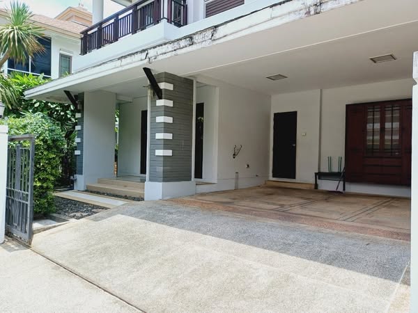 ขายบ้านเดี่ยว2ชั้น 57วา 3นอน 3น้ำ แอร์ เฟอร์ ครบ ถนนประชาชื่น