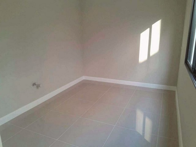 ให้เช่าบ้านเดี่ยว 2 ชั้น บ้านใหมา่ โครงการ กาญจน์กนกวิลล์22 สารภี