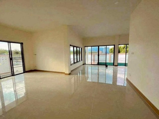 พูลวิลล่าสร้างใหม่ชั้นเดียว พร้อมเข้าอยู่ โซนน้ำแพร่ หางดง