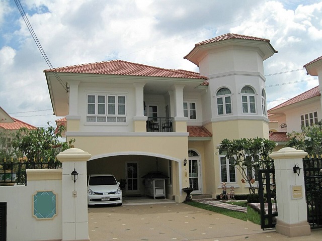 ภัสสร รร.นานาชาติสยาม 2.4 กม. เช่าบ้านเดี่ยว 2 ชั้น รังสิต คลอง 3 ติดถนนรังสิต-นครนายก 260 ตร.ม.