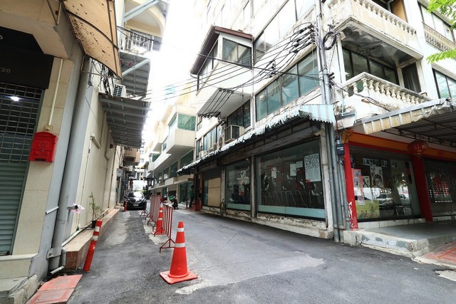 HR2765ขายอาคารพาณิชย์ย่านสีลม เนื้อที่ 185 ตรว. ใกล้BTS ช่องนนทรี เหมาะแก่การทำธุรกิจและที่อยู่อาศัย 