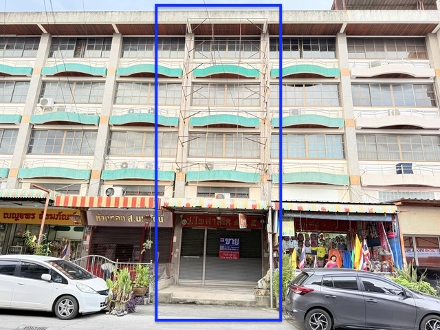 ขายตึกแถว 4ชั้นครึ่ง 34ตรว.โครงสร้างดีเกินมาตรฐาน ติดถนนบางกรวย-ไทรน้อย ใกล้วัดชลอ 200เมตร