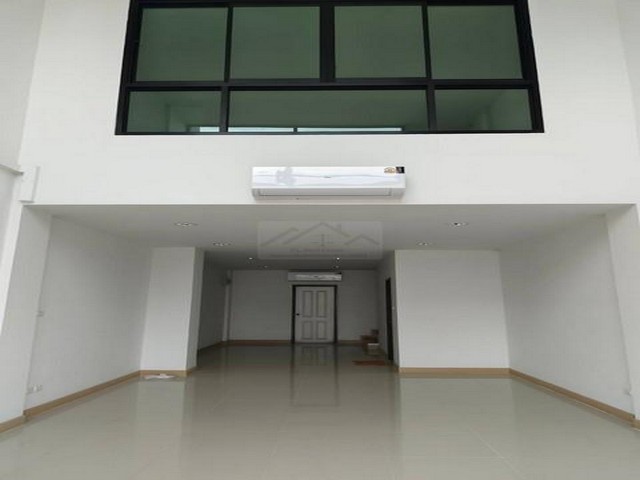 ให้เช่าโฮมออฟฟิศ 3.5 ชั้น โครงการซิตี้ ลิงค์ พระราม9-ศรีนครินทร์ โครงการติดถนนคู่ขนานกาญจนาภิเษก