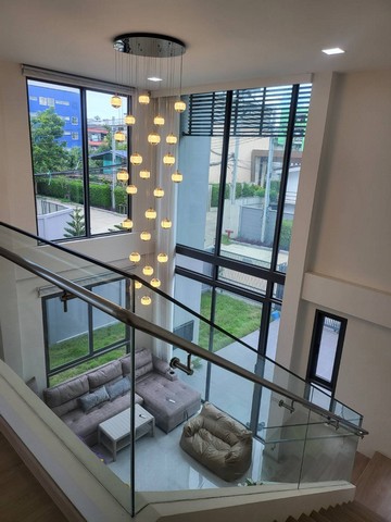 บ้าน - 4BEDROOM4BATHROOM 13800000 B. ไม่ไกลจาก เดอะมอลท่าพระ คุ้มค่า -ตกแต่งพร้อมอยู่