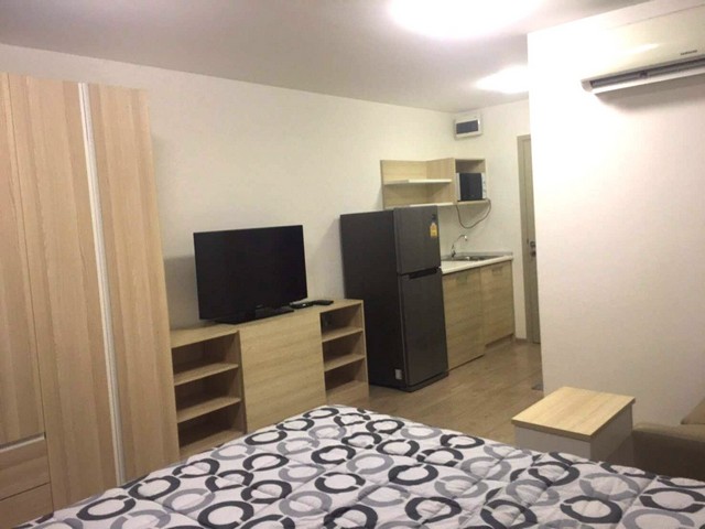 ขายด่วน! Elio Del Ray ห้อง Studio เฟอร์ครบ พร้อมผู้เช่า รายได้ทันทีรหัสทรัพย์: MR680734### ราคาพิเศษเพียง 1.65 ล้านบาท ##### ทำเล: ซอยสุขุมวิท 64 แขวงบางจาก เขตพระโขนง กรุงเทพฯ ##รายละเอียดห้อง•ขนาด 24.22 ตร.ม.•ชั้น 3 อาคาร F•ห้องแบบ Studio 1 ห้องนอน 1 ห้องน้ำ•เฟอร์นิเจอร์ + เครื่องใช้ไฟฟ้าครบ พร้อมเข้าอยู่•ขายพร้อมผู้เช่า → ซื้อแล้วมีรายได้ทันทีสิ่งอำนวยความสะดวกโครงการ•สระว่ายน้ำระบบเกลือขนาด