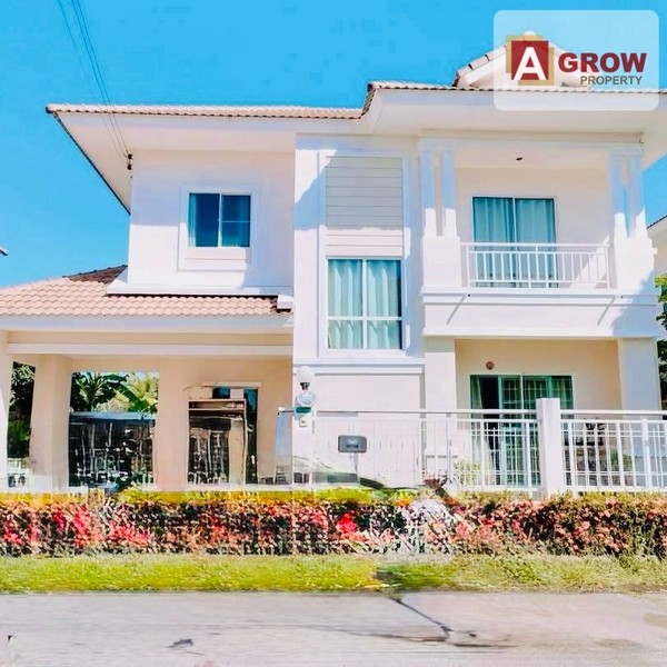 หมู่บ้านบุรีรมย์ ถนนบางพลี-ตำหรุ ด้านหลังโล่ง ไม่ติดใคร อากาศดี เดินทางสะดวกสบายมาก