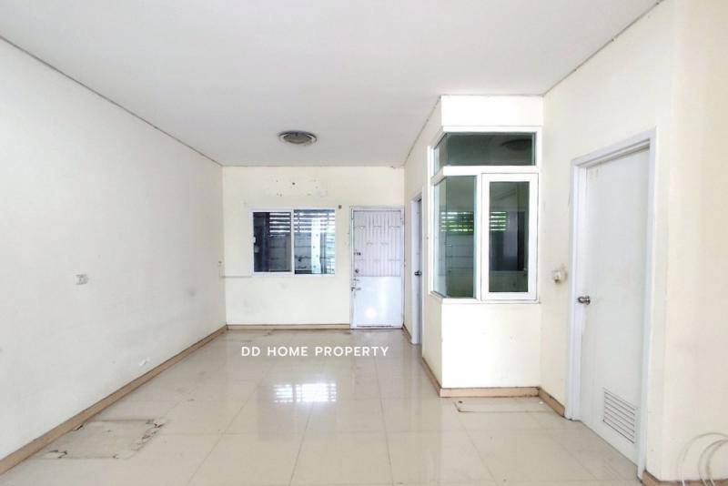 ขายหมู่บ้านกัสโต้​ ท่าน้ำนนท์-พระราม5 ถนนเมน หน้าสวน (DD002139)