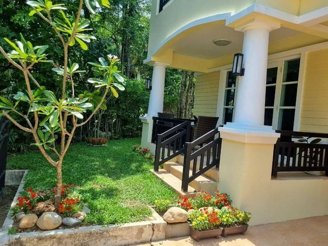 ขายต่ำกว่าราคาพูลวิลล่า 2 ชั้น รีโนเวทใหม่ ใกล้กาดฝรั่ง หางดง