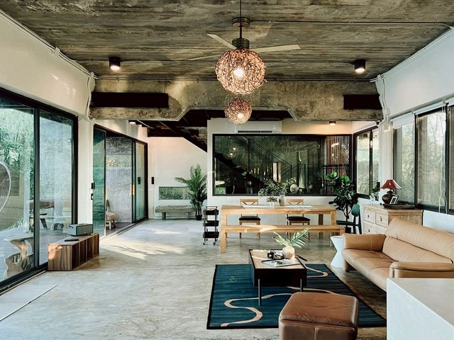 พูลวิลล่าหรู บ้านพักตากอากาศ ติดทะเลสาบส่วนตัว หางดง