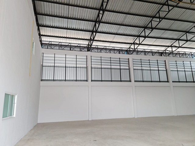 ให้เช่าโกดัง ที่ดิน 1,000 ตารางเมตร โกดัง 400 ตารางเมตร  ตำบลท่าฉลอม อำเภอเมืองสมุทรสาคร