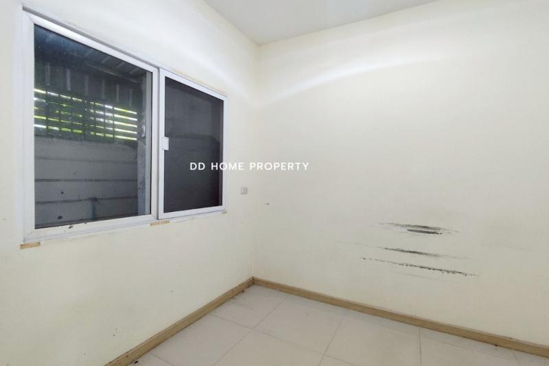 ขายหมู่บ้านกัสโต้​ ท่าน้ำนนท์-พระราม5 ถนนเมน หน้าสวน (DD002139)