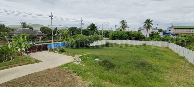 บ้านเดี่ยว พร้อมที่ดิน ซอยอ้อมใหญ่ สามพราน - นครปฐม ราคาถูก