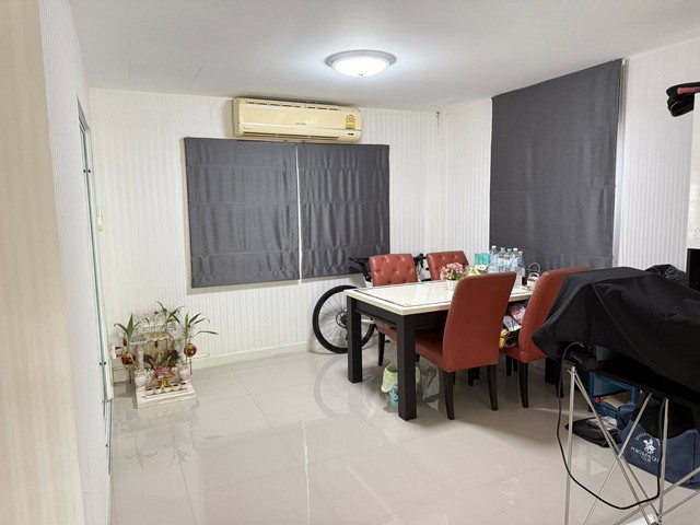 ขายถูกบ้านเดี่ยว 2 ชั้น หมู่บ้าน ชวนชื่นกรีนบาวด์ กรุงเทพ-ปทุม ขนาด 56.4 ตรว. 3 นอน 3 น้ำ บ้านสวย  ใกล้เซ็นทรัล แจ้งวัฒนะ