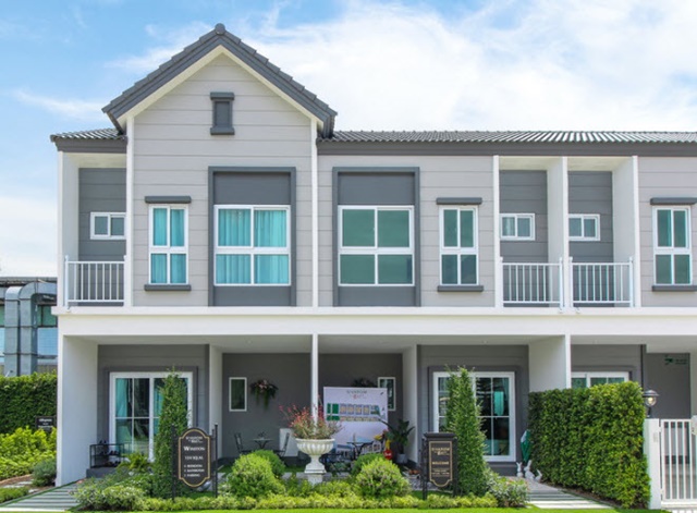 ตลาดกลางอุดมเดช 850 ม. BTS ทิพวัล 600 ม. ให้เช่าทาวน์โฮมใหม่ 2 ชั้น 4 นอน 3 น้ำ  บิ๊กซี สำโรง 2 3.3 กม. พิพิธภัณฑ์ช้างเอราวัณ 1.5 กม.