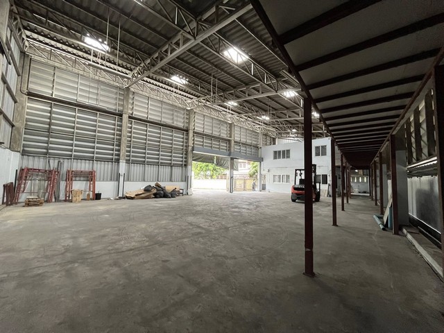 HR2794ให้เช่าโกดังขนาด 320 ตรม.ถนนกรุงเทพ-นนทบุรี ใกล้ MRT สายสีม่วง สถานีแยกติวานนท์ เพียง 200 เมตร