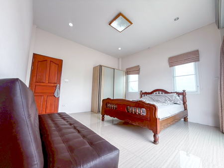 Room apartment for rent 3nd floor good location 2bed 1bath near lotus chaweng bophut koh samui suratthani