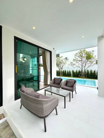 ขายพร้อมผู้เช่า 9.8 ล้าน รับรายได้เดือนละ 85,000 บาท (สัญญา 1 ปี) พูลวิลล่า บ้านเลขที่สวย 128/8 (หลัง A2) 70 ตรว. หางดง ทำเลดี สไตล์โมเดิร์น