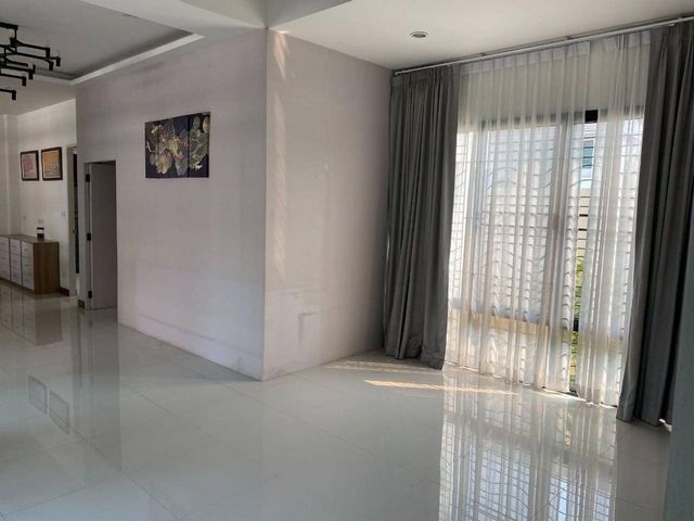 โซนแม่เหียะ ให้เช่า 45,000 บาท ขาย 7.5 ล้าน 73.8 ตรว. บ้านเดี่ยว 2 ชั้น #สไตล์โมเดิร์น พื้นที่กว้างขวาง #เฟอร์นิเจอร์ครบ #พร้อมเข้าอยู่