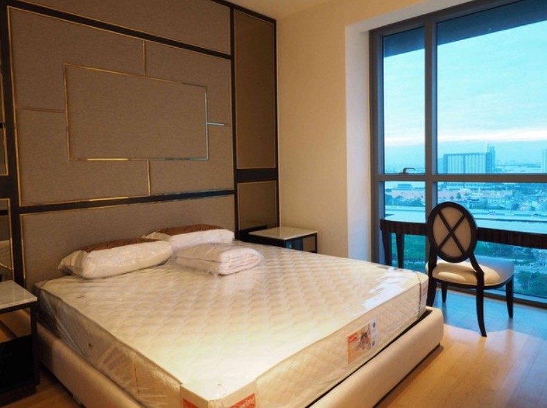 High Floor 2BR Condo with Stunning River View at The Pano Rama 3