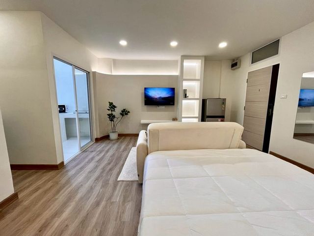 ขายเพียง 1.55 ล.เท่านั้น คอนโด #ริมน้ำแมนชั่น – #ใกล้ประตูไผ่ล้อม ทำเลทอง #ใกล้มช. เหมาะทั้งอยู่เอง และปล่อยเช่า