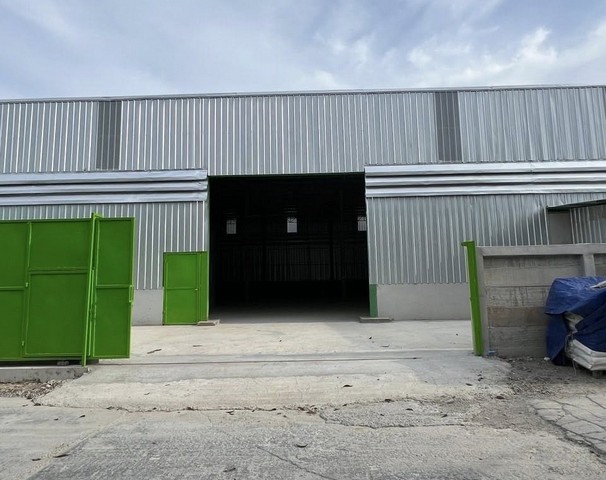  ให้เช่าโกดัง 1000 ตารางเมตร พร้อมบ้านพักคนงาน 5 ห้อง พระราม 2 กม. 18